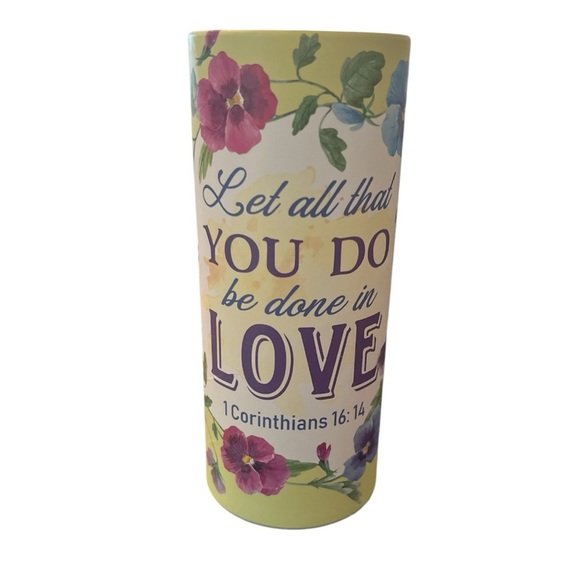 Car Tissue Cylinder with Floral Inspirational Design has 50 3ply facial tissues - Picture 10 of 16
